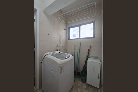 Apartamento para alugar com 90m², 2 quartos e 2 vagas Apartamento para alugar com 90m², 2 quartos e 2 vagasÁrea de Serviço