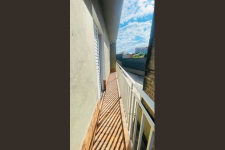 Casa para alugar com 60m², 2 quartos e 1 vaga Casa para alugar com 60m², 2 quartos e 1 vagaVaranda