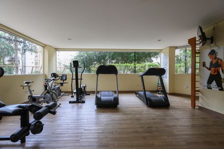 Apartamento à venda com 68m², 3 quartos e 2 vagas Apartamento à venda com 68m², 3 quartos e 2 vagasAcademia