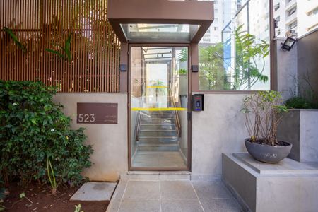 Fachada de apartamento à venda com 3 quartos, 167m² em Indianópolis, São Paulo