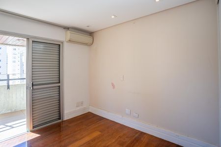 Apartamento à venda com 167m², 3 quartos e 2 vagas Apartamento à venda com 167m², 3 quartos e 2 vagasSuíte 1