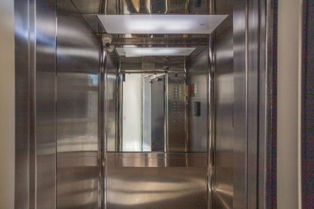 Apartamento à venda com 167m², 3 quartos e 2 vagas Apartamento à venda com 167m², 3 quartos e 2 vagasHall Privativo - Elevador Privativo