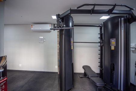 Apartamento à venda com 167m², 3 quartos e 2 vagas Apartamento à venda com 167m², 3 quartos e 2 vagasÁrea comum - Academia