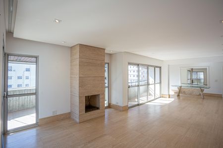 Sala de apartamento à venda com 3 quartos, 167m² em Indianópolis, São Paulo
