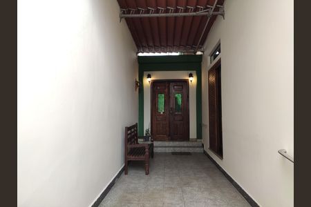 Garagem de casa à venda com 3 quartos, 101m² em Santo Antônio, São Caetano do Sul