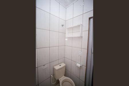 Casa para alugar com 50m², 2 quartos e sem vaga Casa para alugar com 50m², 2 quartos e sem vagaBanheiro Social