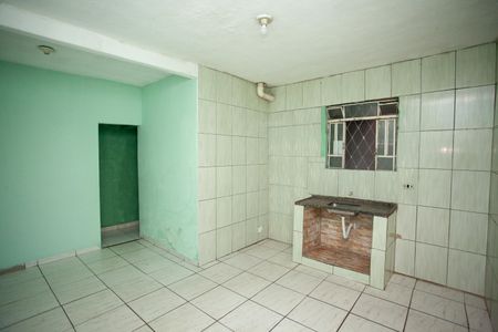 Casa para alugar com 50m², 2 quartos e sem vaga Casa para alugar com 50m², 2 quartos e sem vagaCozinha e Área de Serviço