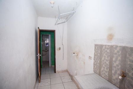 Casa para alugar com 50m², 2 quartos e sem vaga Casa para alugar com 50m², 2 quartos e sem vagaCozinha e Área de Serviço