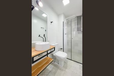 Apartamento à venda com 66m², 3 quartos e 1 vaga Apartamento à venda com 66m², 3 quartos e 1 vagaBanheiro
