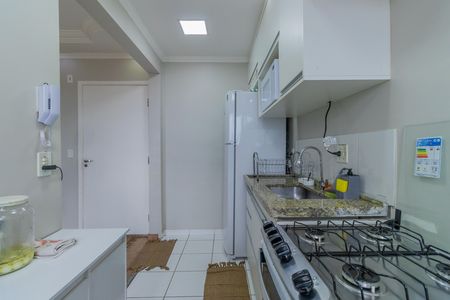 Cozinha de apartamento para alugar com 2 quartos, 56m² em Parque Turiguara, Cotia