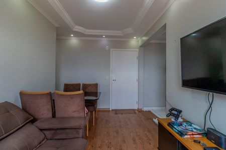Sala de apartamento para alugar com 2 quartos, 56m² em Parque Turiguara, Cotia