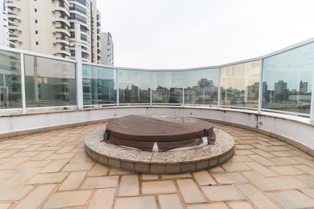 Apartamento para alugar com 175m², 4 quartos e 3 vagas Apartamento para alugar com 175m², 4 quartos e 3 vagasJacuzzi