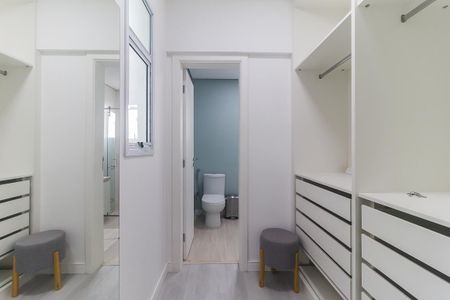 Apartamento para alugar com 175m², 4 quartos e 3 vagas Apartamento para alugar com 175m², 4 quartos e 3 vagasCloset