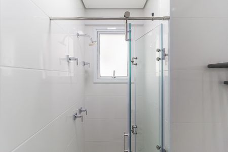 Apartamento para alugar com 175m², 4 quartos e 3 vagas Apartamento para alugar com 175m², 4 quartos e 3 vagasBanheiro da Suíte 1