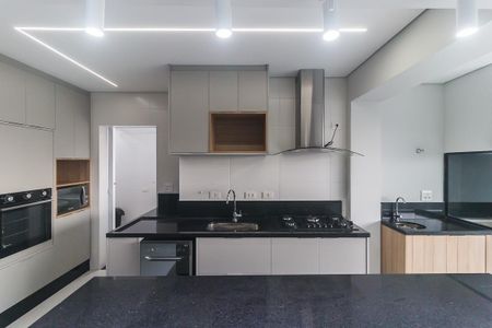 Apartamento para alugar com 175m², 4 quartos e 3 vagas Apartamento para alugar com 175m², 4 quartos e 3 vagasCozinha