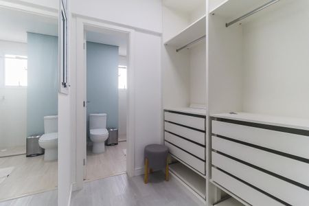 Apartamento para alugar com 175m², 4 quartos e 3 vagas Apartamento para alugar com 175m², 4 quartos e 3 vagasCloset