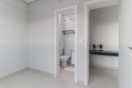 Apartamento para alugar com 175m², 4 quartos e 3 vagas Apartamento para alugar com 175m², 4 quartos e 3 vagasQuarto 1 - Suíte 1