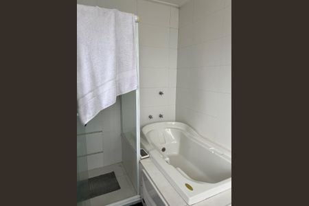 Casa de condomínio à venda com 310m², 4 quartos e 2 vagasFoto 03