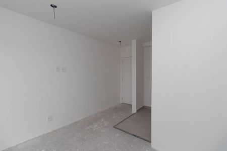 Sala de apartamento à venda com 1 quarto, 33m² em Vila Mazzei, São Paulo