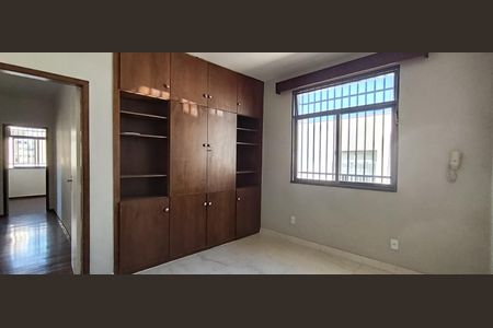 Apartamento para alugar com 133m², 4 quartos e 1 vaga Apartamento para alugar com 133m², 4 quartos e 1 vagaSala