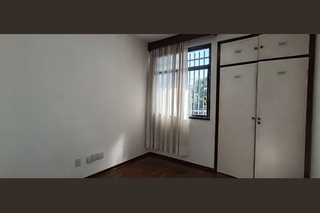 Apartamento para alugar com 133m², 4 quartos e 1 vaga Apartamento para alugar com 133m², 4 quartos e 1 vagaQuarto