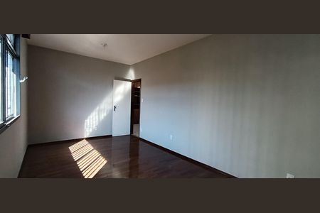 Apartamento para alugar com 133m², 4 quartos e 1 vaga Apartamento para alugar com 133m², 4 quartos e 1 vagaSala