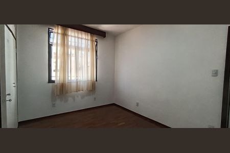 Apartamento para alugar com 133m², 4 quartos e 1 vaga Apartamento para alugar com 133m², 4 quartos e 1 vagaQuarto