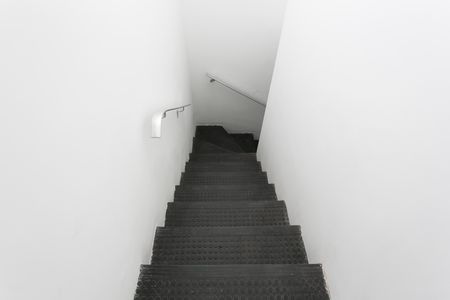 Casa para alugar com 32m², 1 quarto e sem vagaEscada - Entrada 