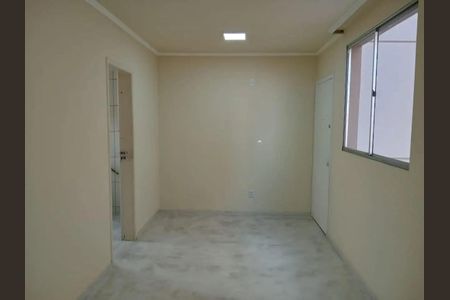 Sala de apartamento para alugar com 4 quartos, 80m² em Buritis, Belo Horizonte