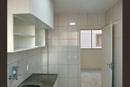 Cozinha de apartamento para alugar com 4 quartos, 80m² em Buritis, Belo Horizonte