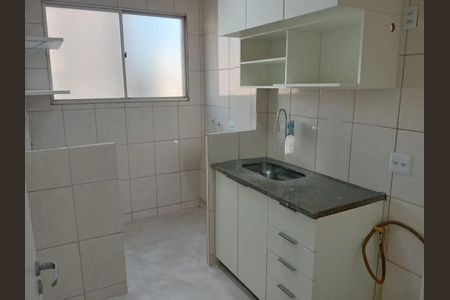 Cozinha de apartamento para alugar com 4 quartos, 80m² em Buritis, Belo Horizonte