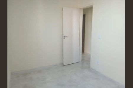 Apartamento para alugar com 80m², 4 quartos e 2 vagas Apartamento para alugar com 80m², 4 quartos e 2 vagasQuarto