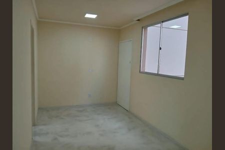 Sala de apartamento para alugar com 4 quartos, 80m² em Buritis, Belo Horizonte