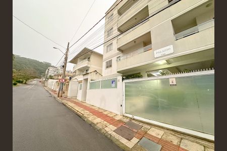 Apartamento para alugar com 75m², 2 quartos e 1 vagaVista da Rua