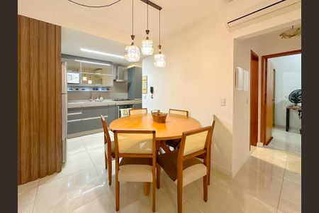 Apartamento para alugar com 75m², 2 quartos e 1 vagaSala de Jantar