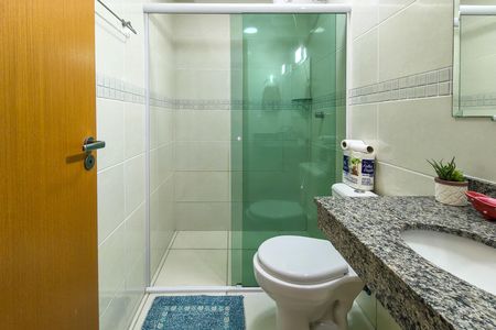 Apartamento para alugar com 104m², 3 quartos e 2 vagas Apartamento para alugar com 104m², 3 quartos e 2 vagasBanheiro da Suíte 1