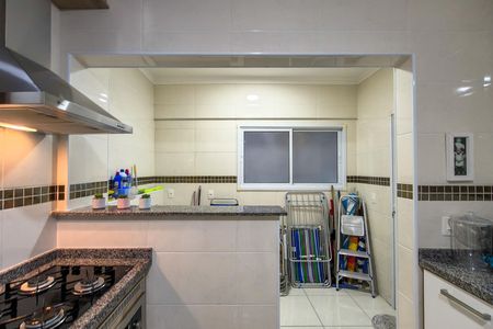 Apartamento para alugar com 104m², 3 quartos e 2 vagas Apartamento para alugar com 104m², 3 quartos e 2 vagasCozinha