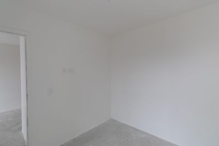 Quarto de apartamento à venda com 1 quarto, 33m² em Vila Mazzei, São Paulo