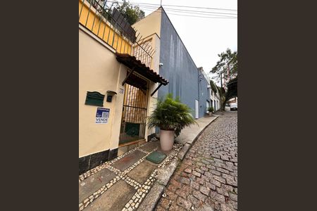 Placa de apartamento à venda com 2 quartos, 75m² em Jardim Botânico, Rio de Janeiro