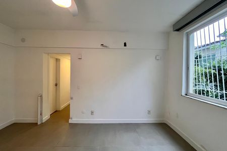 Apartamento à venda com 75m², 2 quartos e sem vaga Apartamento à venda com 75m², 2 quartos e sem vagaSala