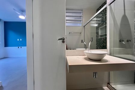 Apartamento à venda com 75m², 2 quartos e sem vaga Apartamento à venda com 75m², 2 quartos e sem vagaBanheiro