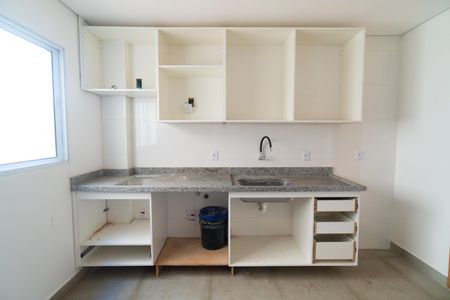 Sala/Cozinha de apartamento para alugar com 1 quarto, 26m² em Jardim Oriental, São Paulo