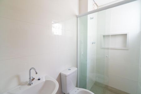 Banheiro da Suíte de apartamento para alugar com 1 quarto, 26m² em Jardim Oriental, São Paulo
