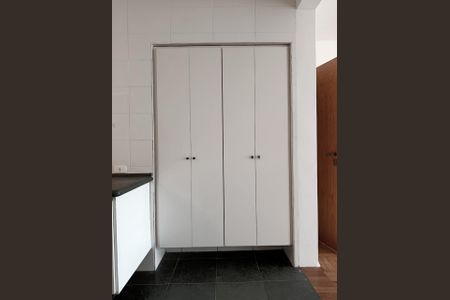 Apartamento para alugar com 148m², 3 quartos e 3 vagas Apartamento para alugar com 148m², 3 quartos e 3 vagasCozinha