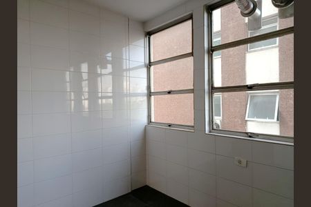 Apartamento para alugar com 148m², 3 quartos e 3 vagas Apartamento para alugar com 148m², 3 quartos e 3 vagasÁrea de Serviço