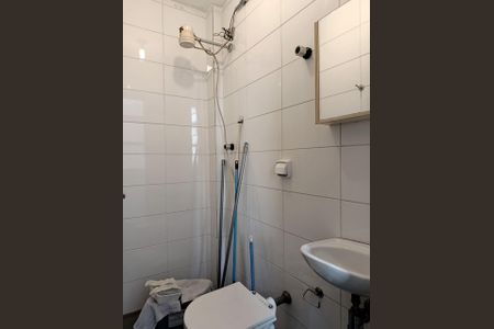Apartamento para alugar com 148m², 3 quartos e 3 vagas Apartamento para alugar com 148m², 3 quartos e 3 vagasÁrea de Serviço - banheiro