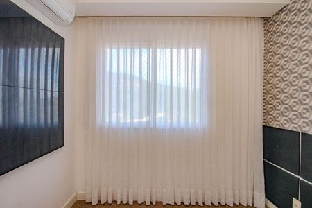 Quarto 2 de apartamento para alugar com 2 quartos, 60m² em Morro Santana, Porto Alegre