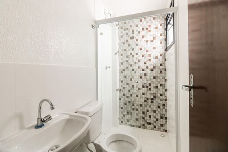 Banheiro  de apartamento para alugar com 2 quartos, 48m² em Penha de França, São Paulo