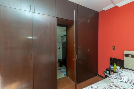 Casa para alugar com 469m², 4 quartos e 2 vagas Casa para alugar com 469m², 4 quartos e 2 vagasQuarto 4