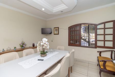 Casa para alugar com 469m², 4 quartos e 2 vagas Casa para alugar com 469m², 4 quartos e 2 vagasSala de Jantar
